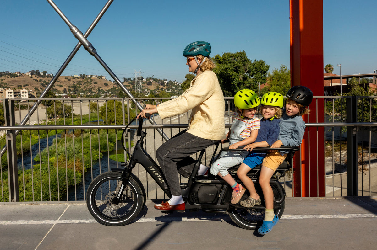 Aventon Abound LR Cargo Ebike - product gallery photo
