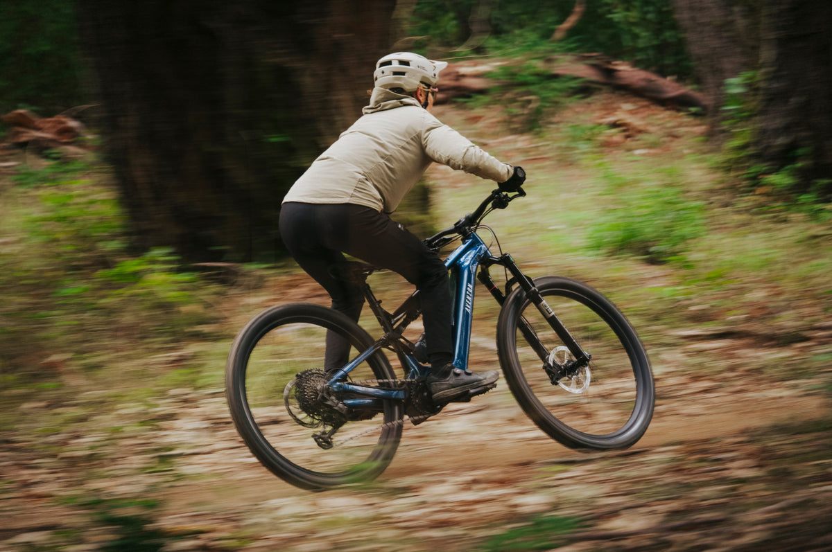 Aventon Current ADV E-MTB mountain Ebike - product gallery photo